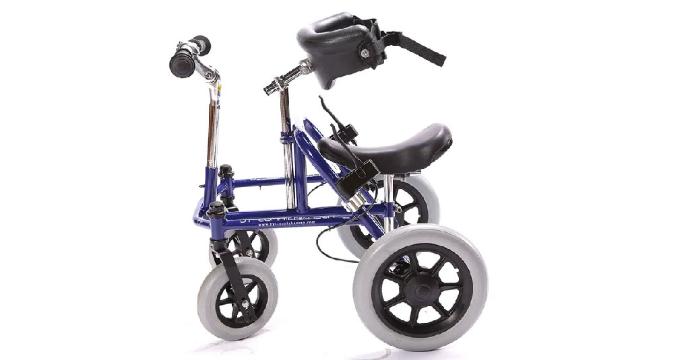 Gehrad Walker flexible Unterstützung im Alltag durch stabiles Gehrad
